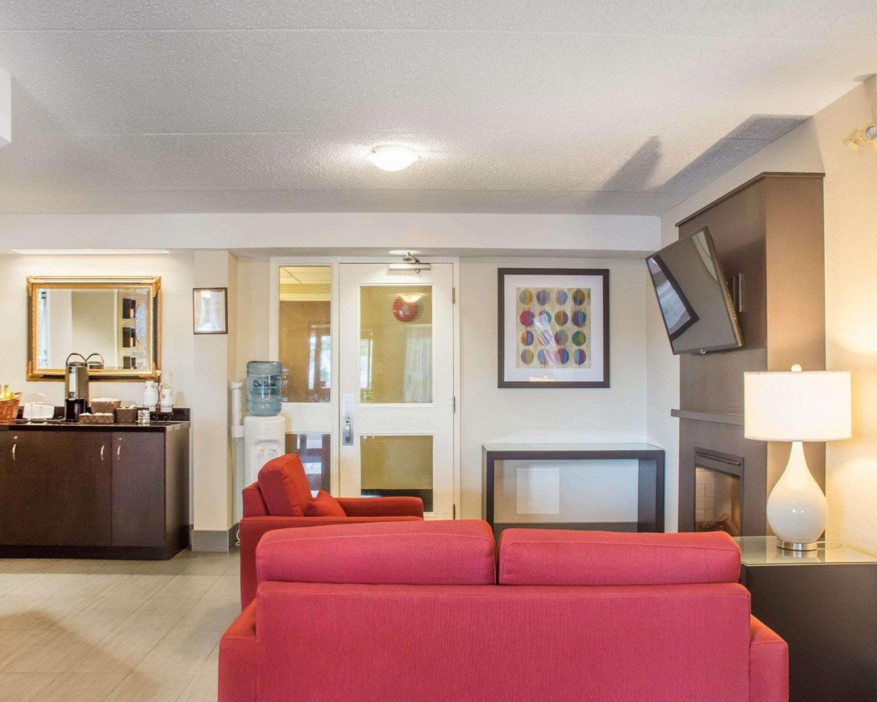Comfort Inn Brantford Exteriör bild