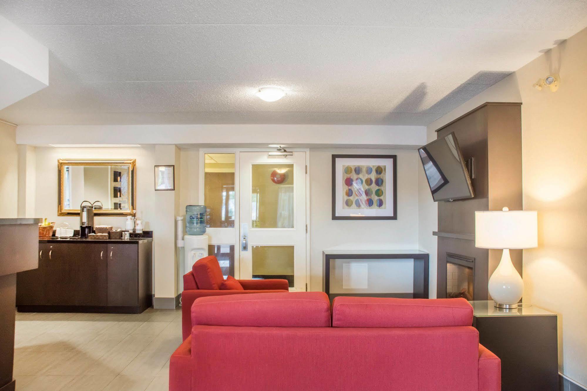Comfort Inn Brantford Exteriör bild