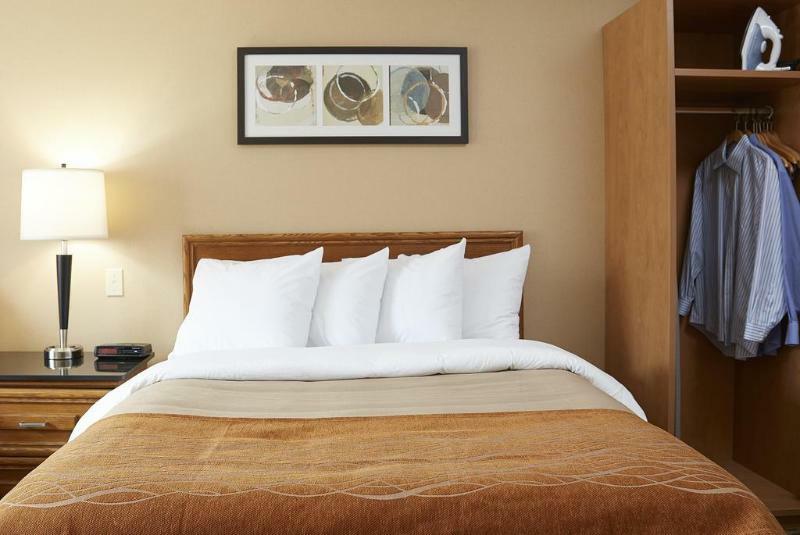 Comfort Inn Brantford Exteriör bild